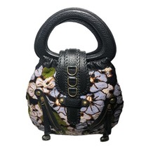 ISABELLA FIORE Y2K CUT A RUG