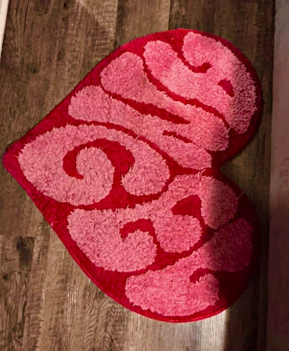 Heart shaped non slip - shaped, y2k